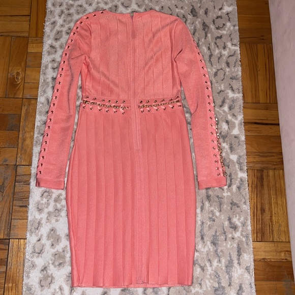 Women’s Dress - Picture 2 of 2